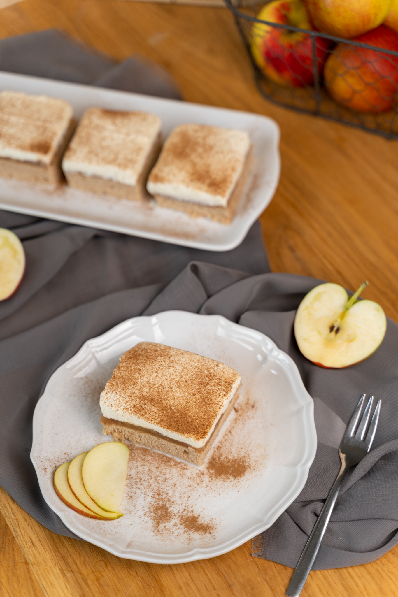 Rezept: Apfel-Zimtkuchen mit Sahne-Schmandcreme