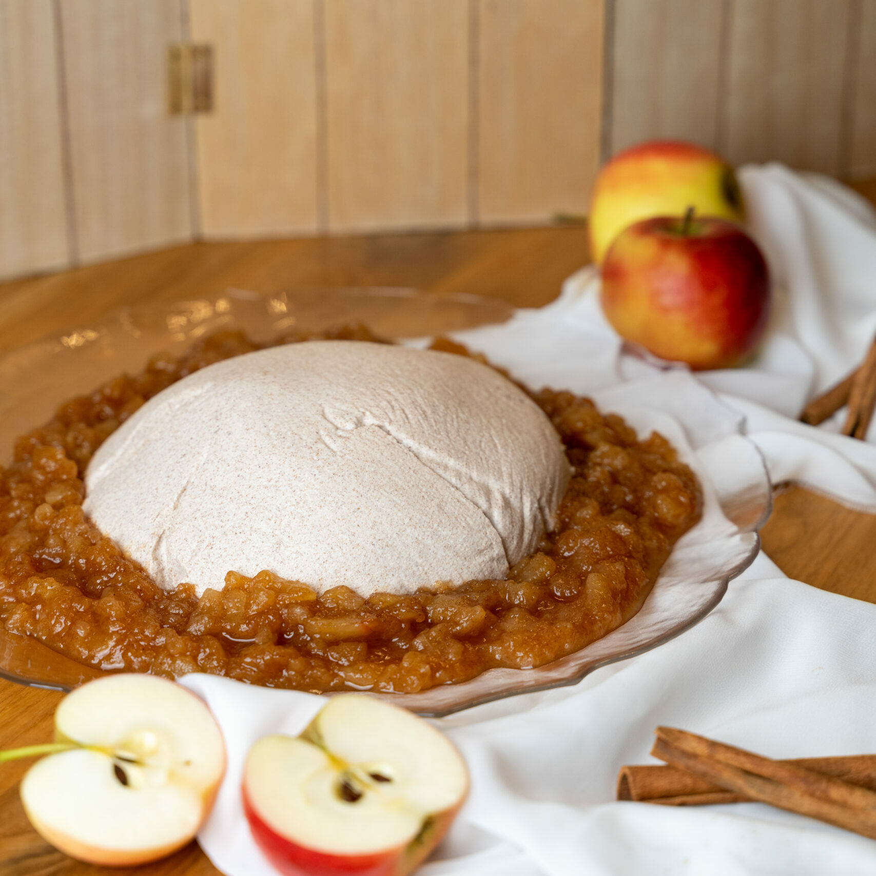 Zimt-Joghurtbombe mit Apfelkompott - YUMMYFOODbyirina